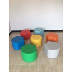Σετ μαλακά παιδικά πολύχρωμα σκαμπό Μαργαρίτα 7 τεμαχίων 120x30cm