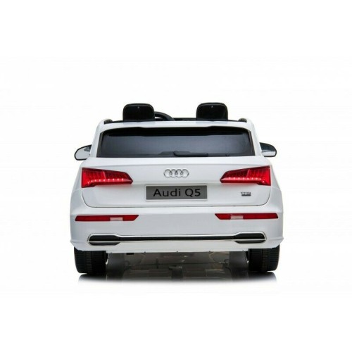 Ηλεκτροκίνητο Παιδικό Αυτοκίνητο AUDI Q5 διθέσιο License με δερμάτινο κάθισμα και ελαστικά 24V R/C Λευκό Two seats Ηλεκτροκίνητο Παιδικό Αυτοκίνητο AUDI Q5 διθέσιο License με δερμάτινο κάθισμα και ελαστικά 24V R/C Λευκό Two seats