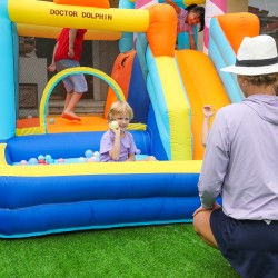 Doctor Dolphin Φουσκωτό Τραμπολίνο με δύο τσουλήθρες αναρρίχηση και μπαλοπισίνα