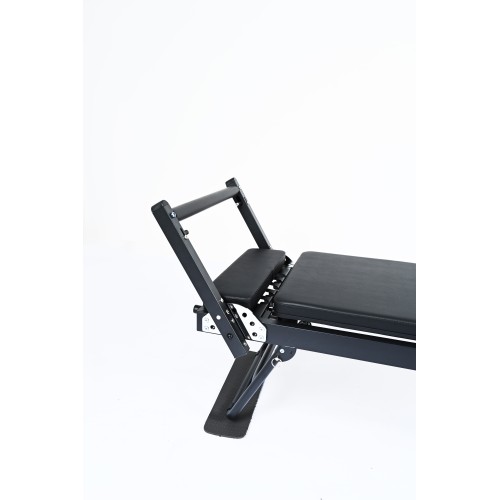 Αναδιπλούμενο κρεβάτι Pilates GymGus για βάρος χρήστη έως 120 κιλά Αναδιπλούμενο κρεβάτι Pilates GymGus για βάρος χρήστη έως 120 κιλά
